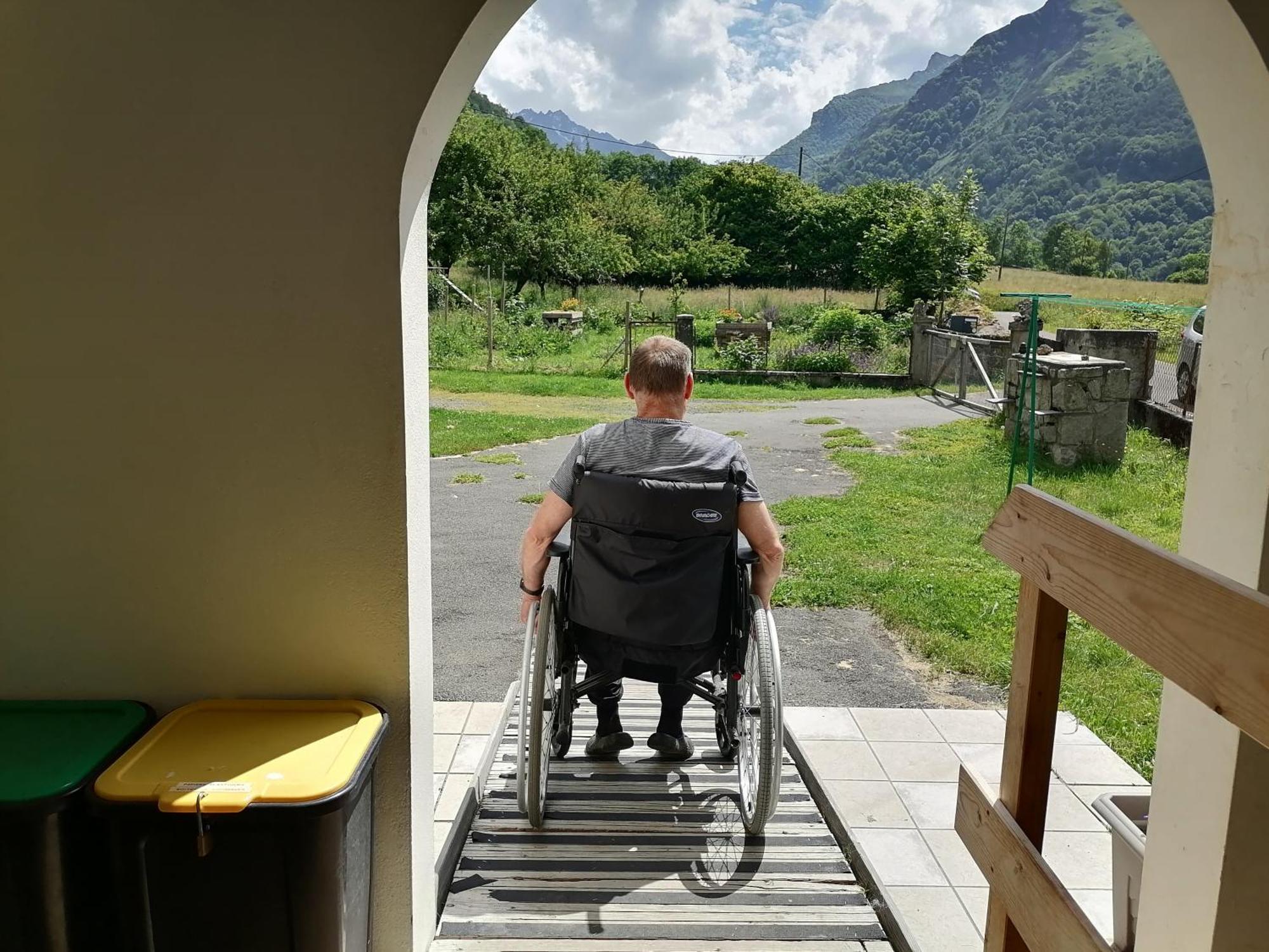 Aux D'Estaing Croises, Gite De Montagne Accessible A Tous Kültér fotó