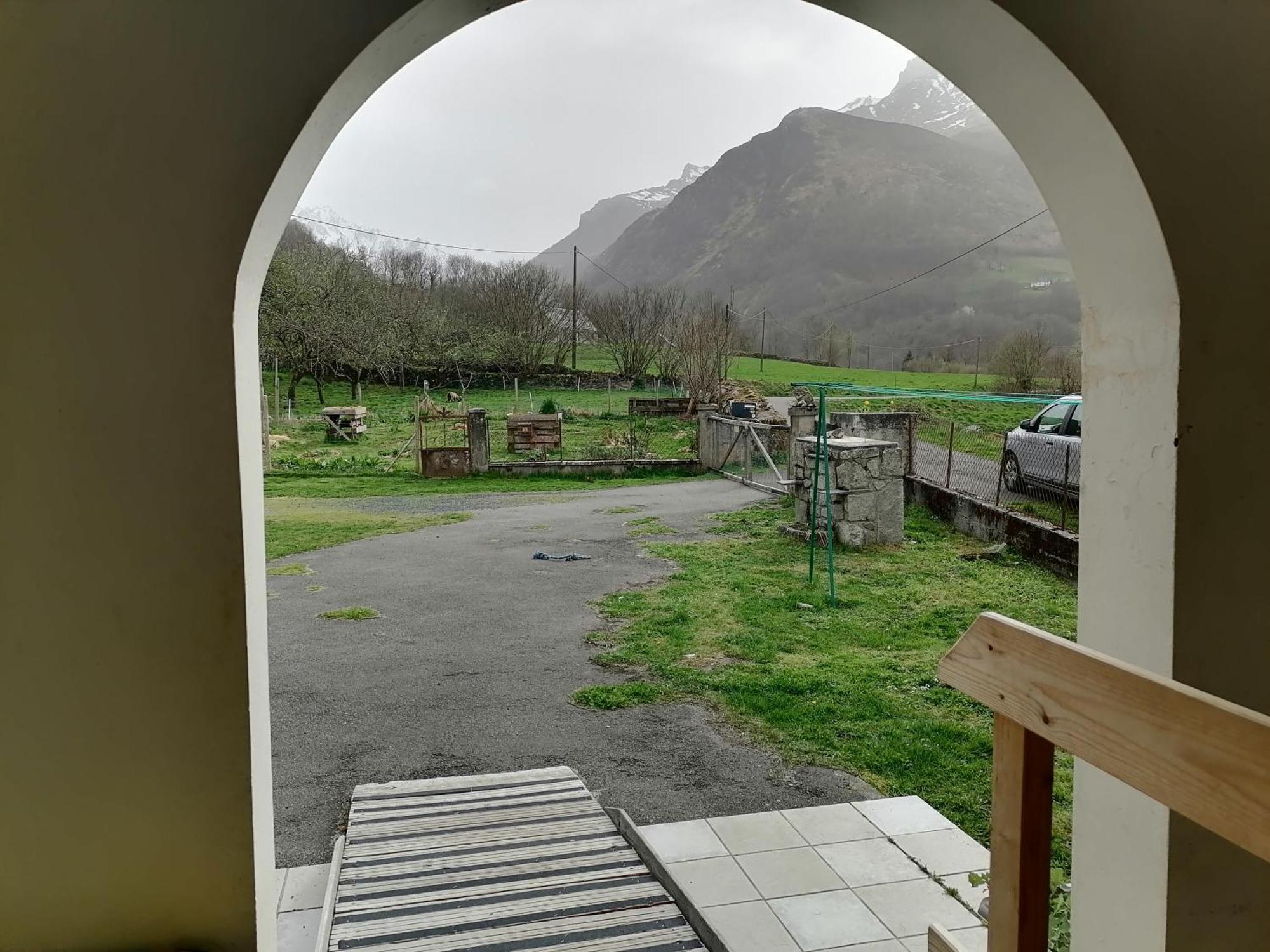 Aux D'Estaing Croises, Gite De Montagne Accessible A Tous Kültér fotó